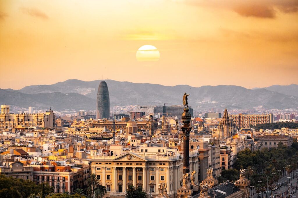 Sonnenuntergang über Barcelona, Spanien